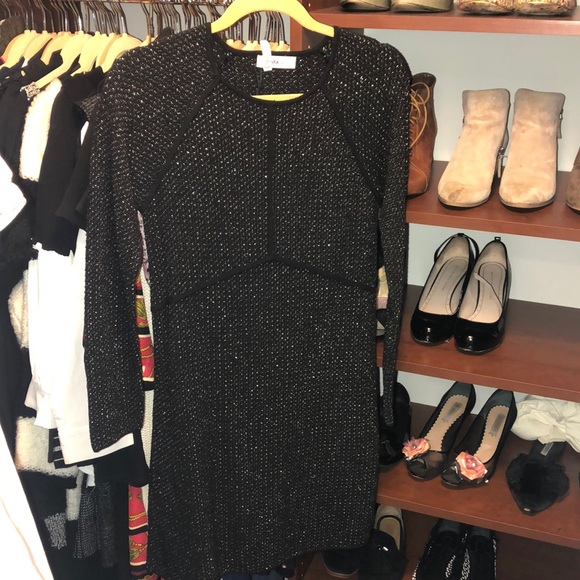 Zara Dresses & Skirts - Black and Gold Zara Knit Dress-Med Zara Dresses & Skirts - Black and Gold Zara Knit Dress-Med
